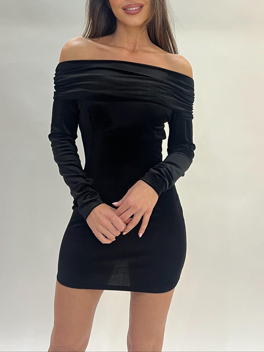 Vestido de Terciopelo Escote Bardot / Talla única