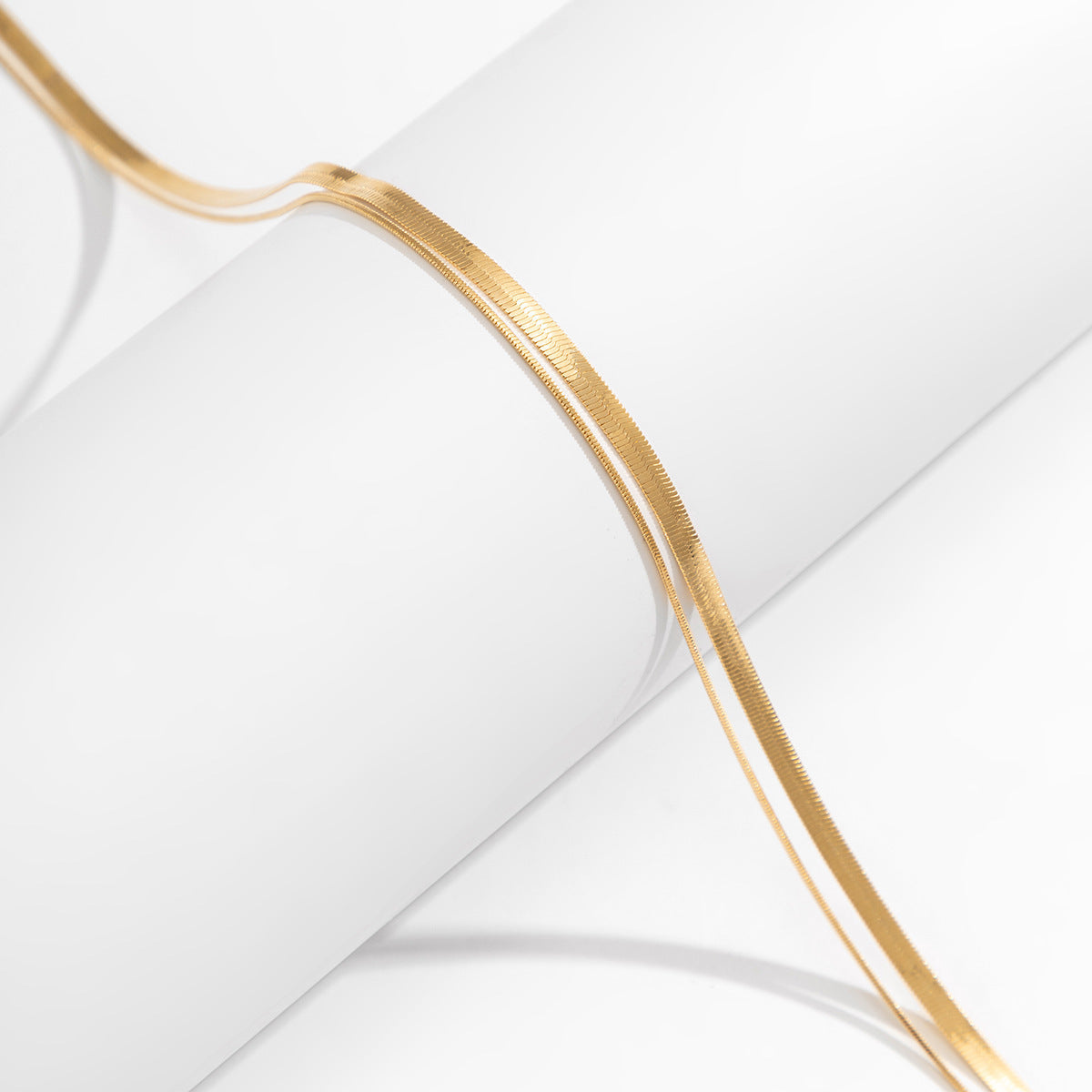 Cadena de cintura “Golden Line” ✨ | Minimalismo y sensualidad - Lovelys