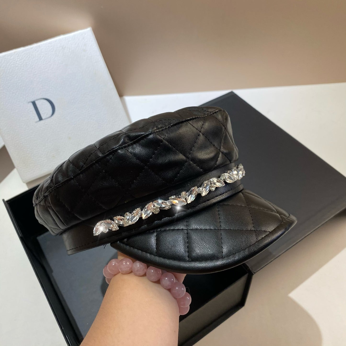 Gorra Lovelys Women – Diamond Quilted Luxe - Lovelys