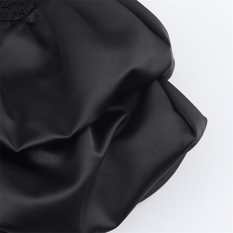 Vestido “Black Ruffle” | Corto sin mangas con encaje y volante satinado - Lovelys