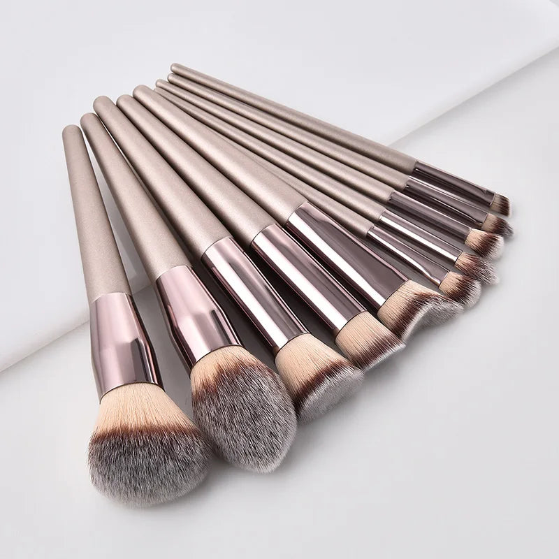 Brochas de Maquillaje Champagne (14 uds) - Lovelys